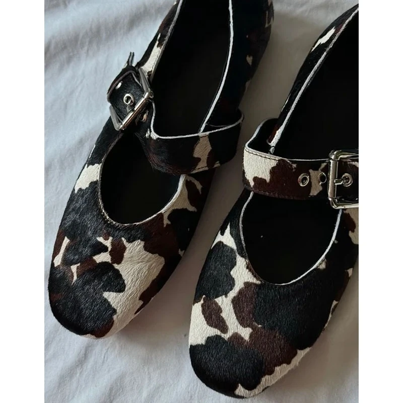 Different heel heights in pointed toe loafer designs