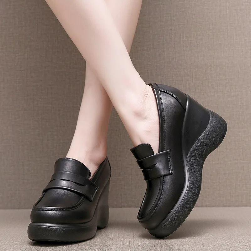 Block heels with ergonomic features for better foot health