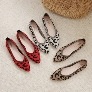 Pointed Toe Leopard Print Knitted Loafers for Women with Comfortable Walking Sole