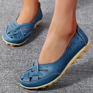 Soft Leather Round Toe Loafers for Women with Comfortable Rubber Sole for Daily Wear