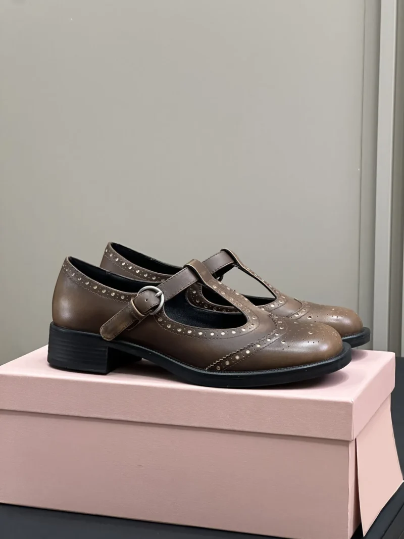 Classic Leather T-Strap Mary Jane Loafers with Brogue Detail for Everyday Comfort - Image 3