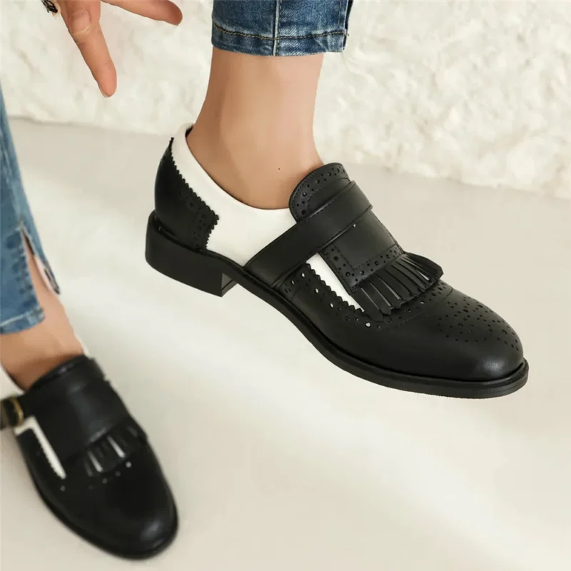 Classic Tassel Buckle Loafers for Women with Round Toe Low Heel for Casual Wear - Image 4